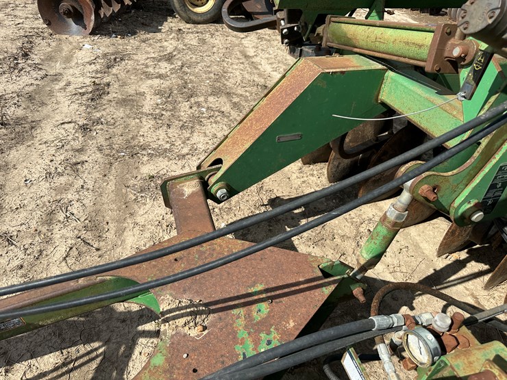 john-deere-635-image-38
