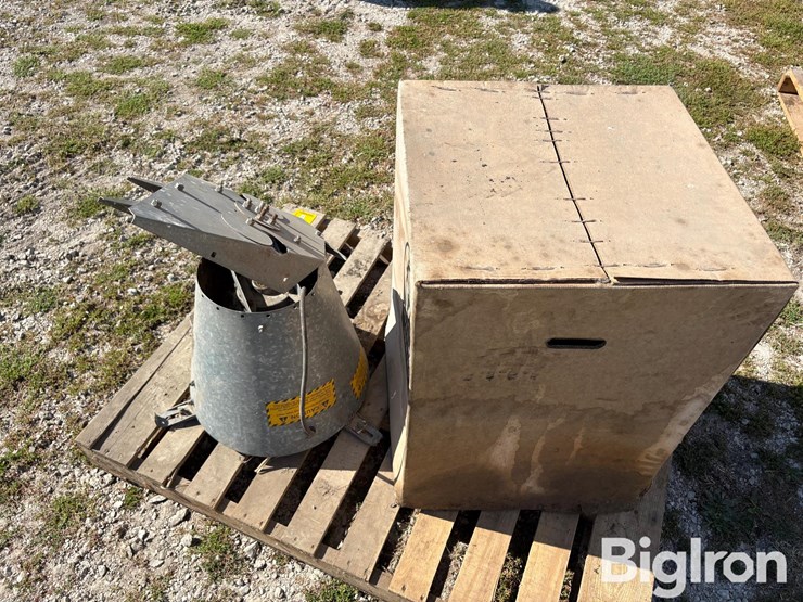 grain-bin-spreaders-image-2