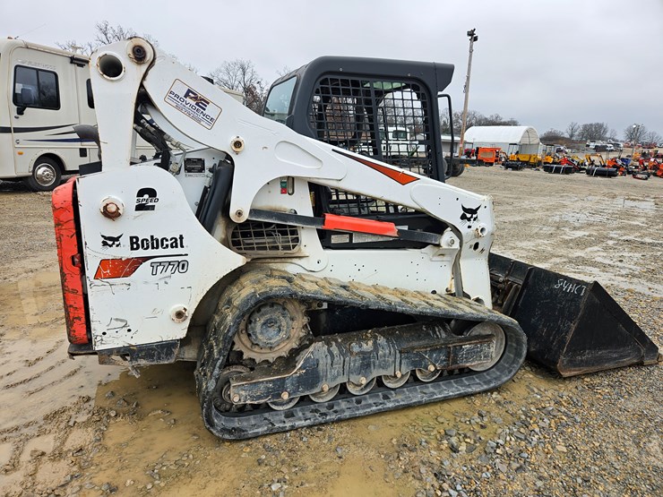 2018-bobcat-t770-image-12