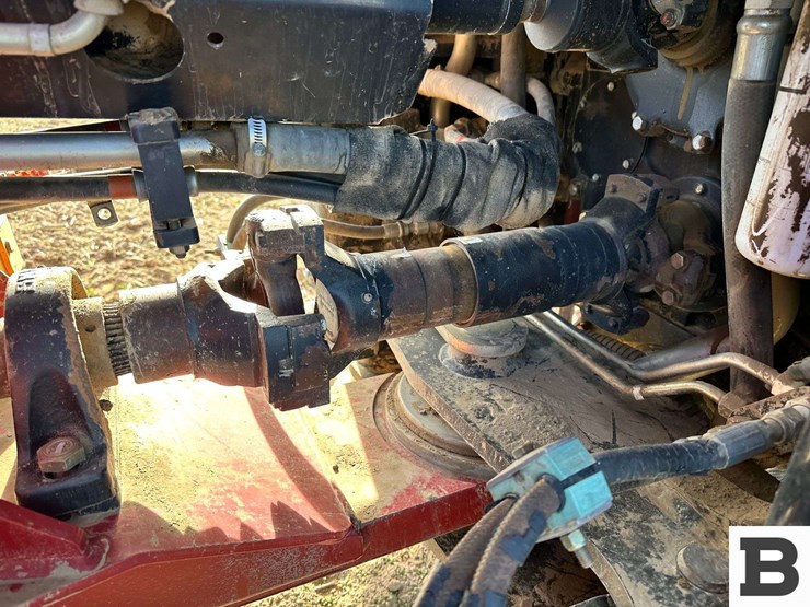 2014-case-ih-370-image-71