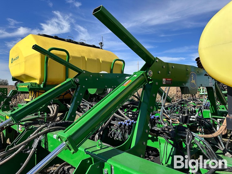 john-deere-n540c-image-11