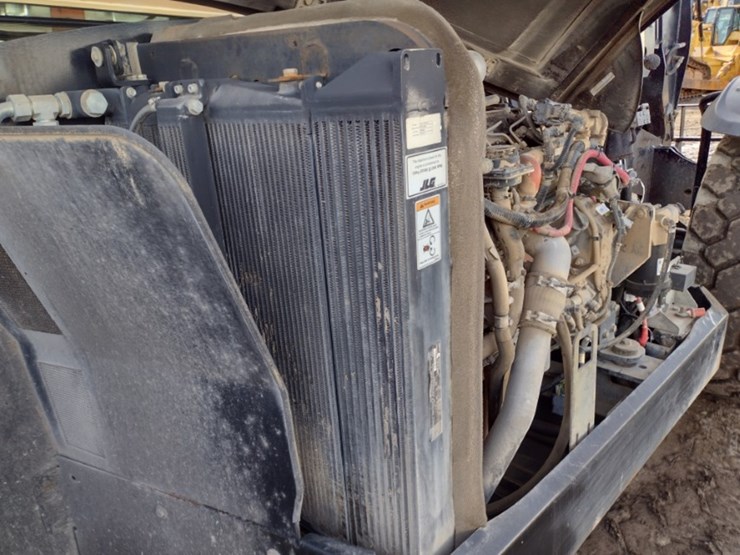 16-jlg-1255-image-29