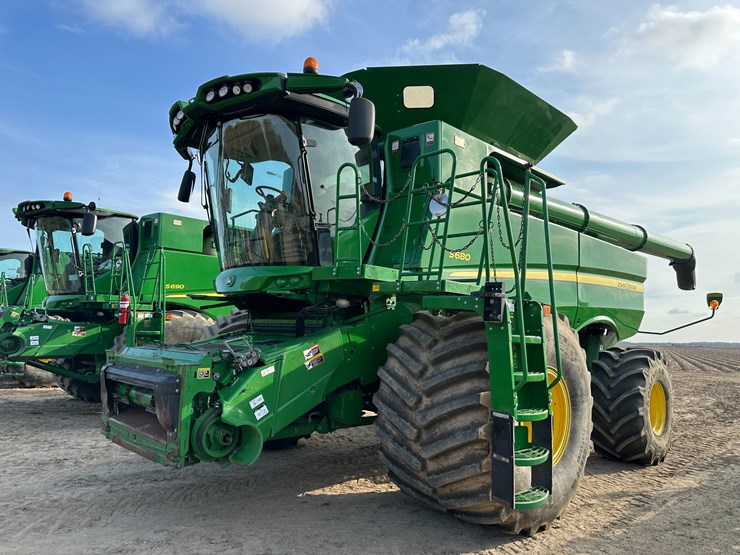 2015-john-deere-s680-image-1