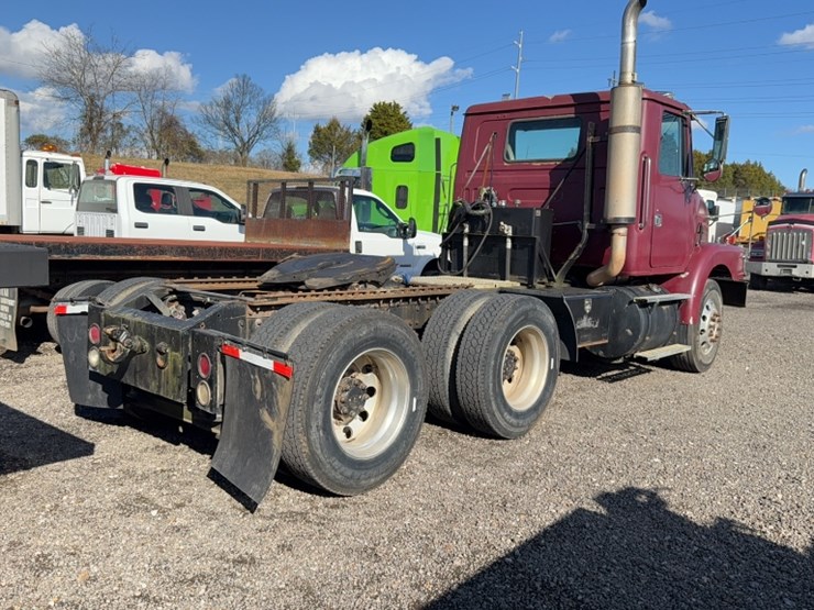 1998-cummins-m11-image-7