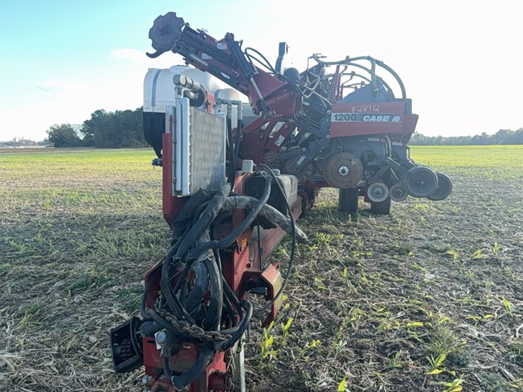 case-ih-1200-image-10