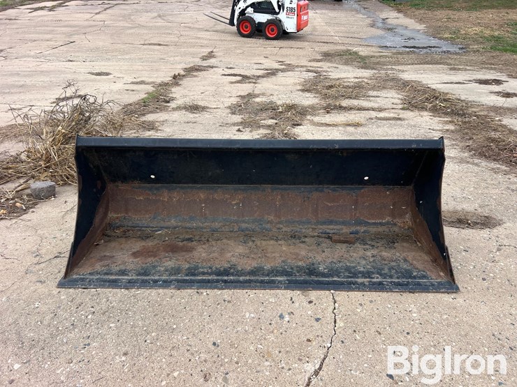 alo-ab-81"-skid-steer-bucket-image-2