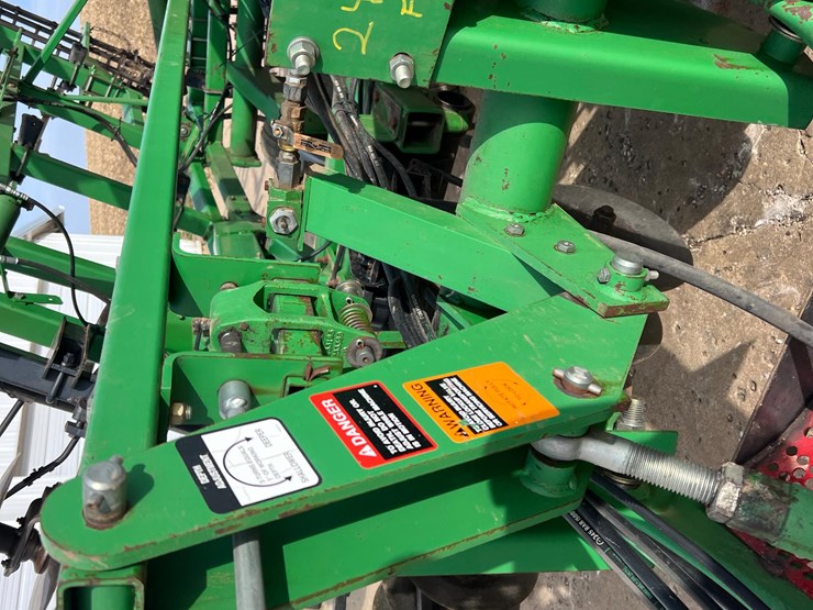 john-deere-726-image-12