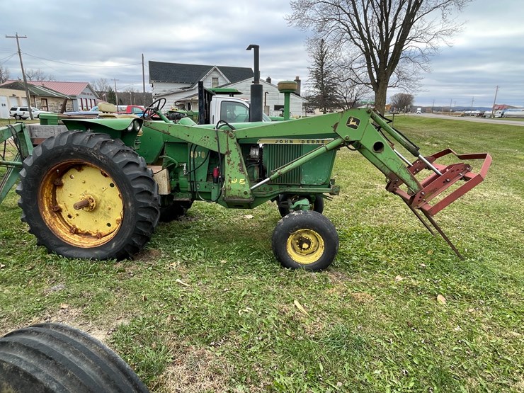 john-deere-4010-image-4