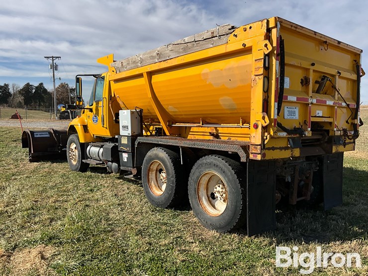 2003-international-7400-image-7