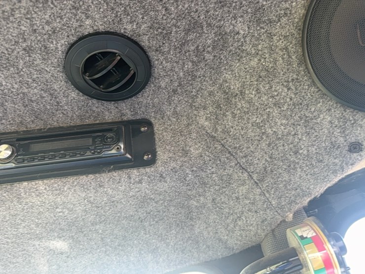 case-ih-3185-patriot-sprayer-image-117