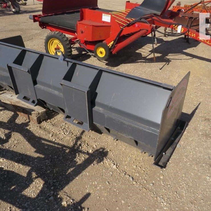 G8 SKIDLOADER SNOW PUSH