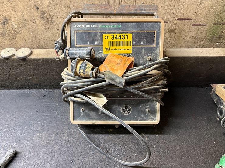 john-deere-150-image-1