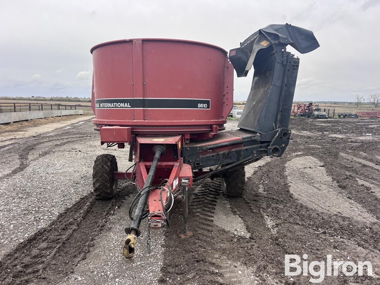 case-ih-8610-image-2