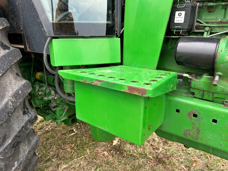 john-deere-4755-image-40