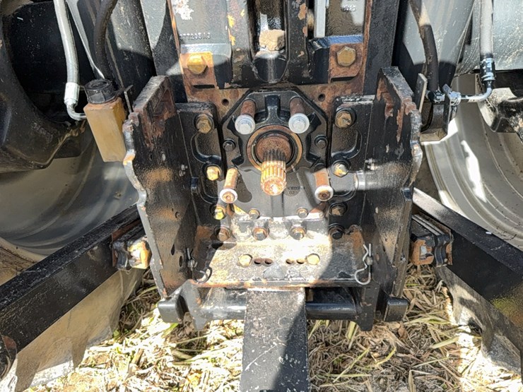 case-ih-magnum-335-image-66