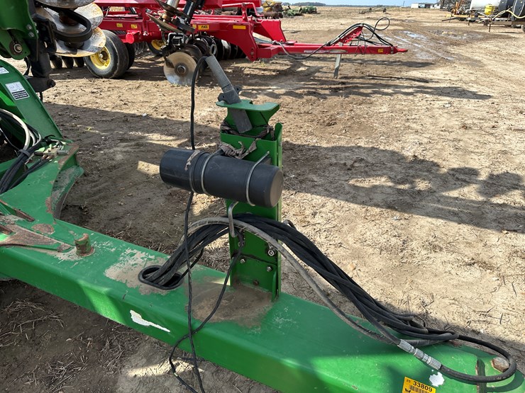 john-deere-2623-image-40