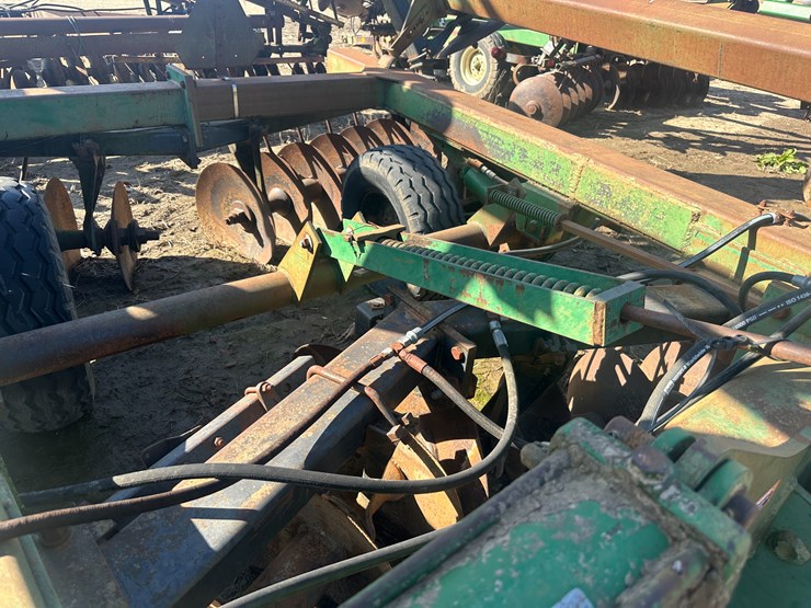 john-deere-30-image-30