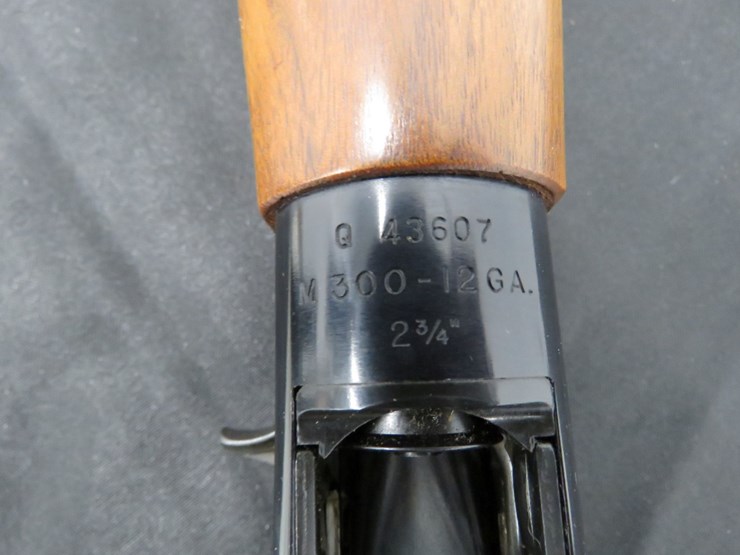 winchester-model-300-semi-auto-12-gauge-shotgun-image-12