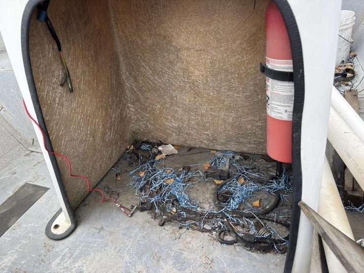 1998-unknown-trailer-image-13