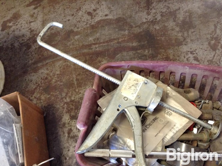 bucket-&-toolbox-w/-shop-parts-image-9