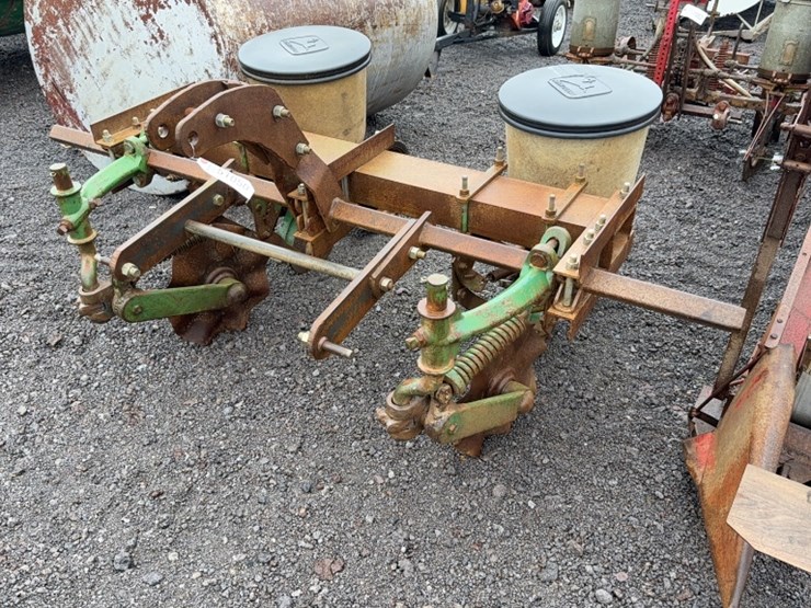 john-deere-2-image-1