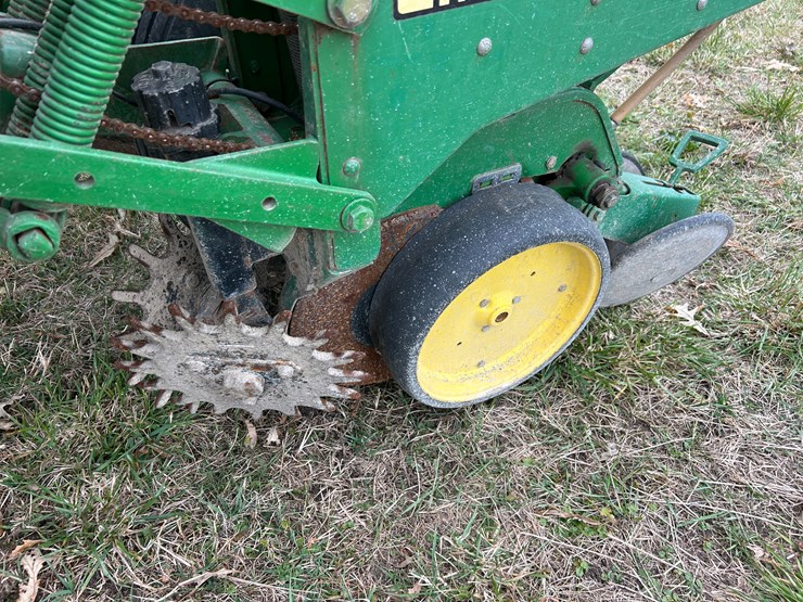 john-deere-7200-image-28