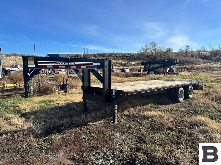 2019-donahue-hf-25bt-gooseneck-flatbed-trailer-image-1