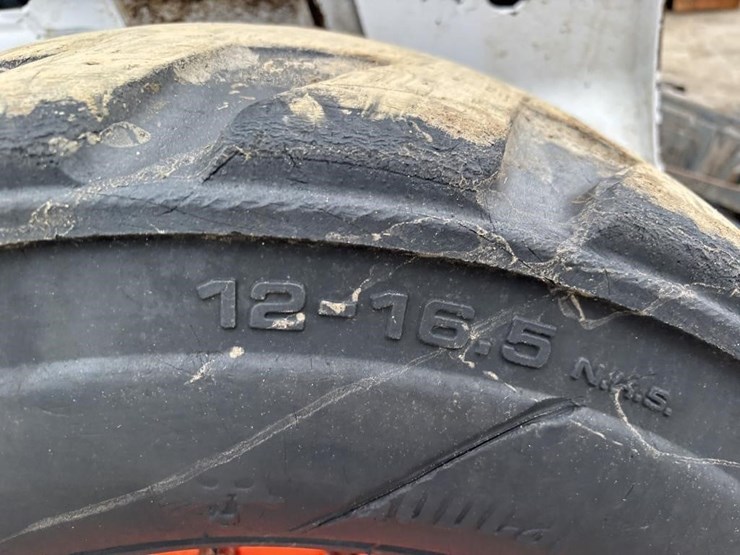 2019-bobcat-s630-image-18