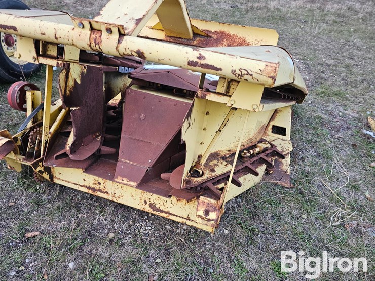 new-holland-880r2-image-18