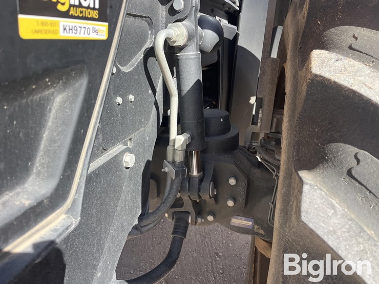 2021-jcb-fastrac-8330-image-13