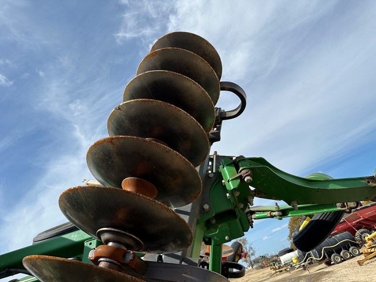 john-deere-2623-image-46