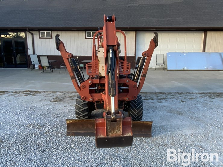 2010-ditch-witch-rt45-image-2