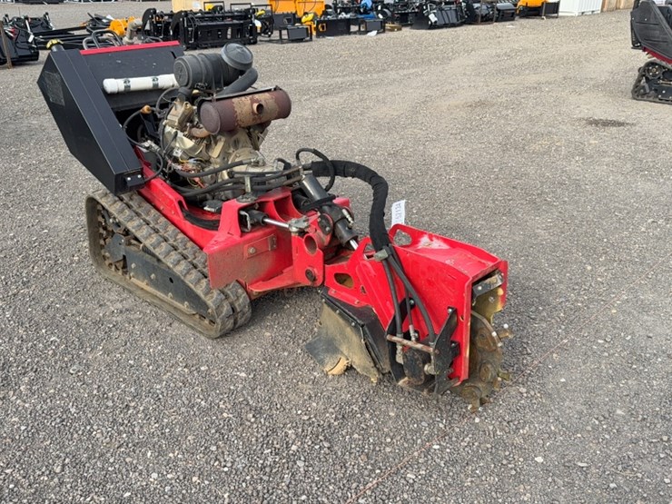 #2056-•-barreto-walk-behind-stump-grinder-image-2