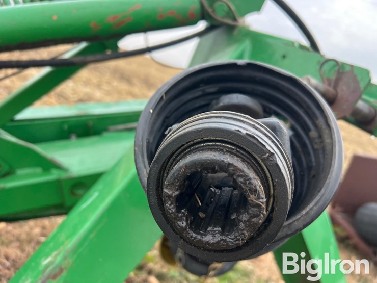 john-deere-275-image-14