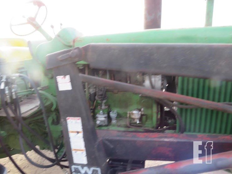 john-deere-3010-image-7