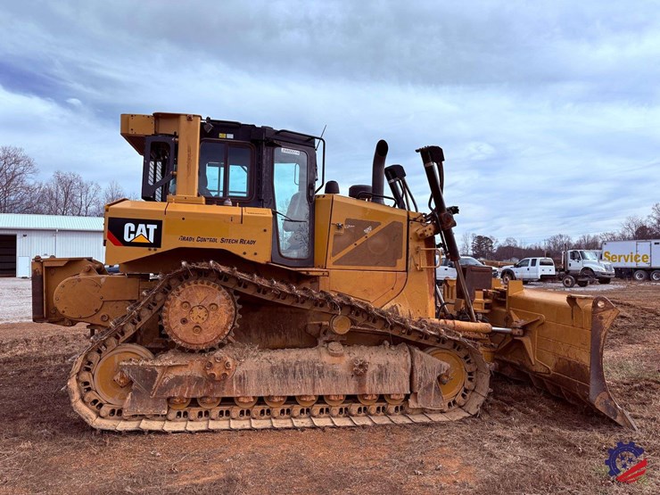 2019-caterpillar-d6t-xw-image-6