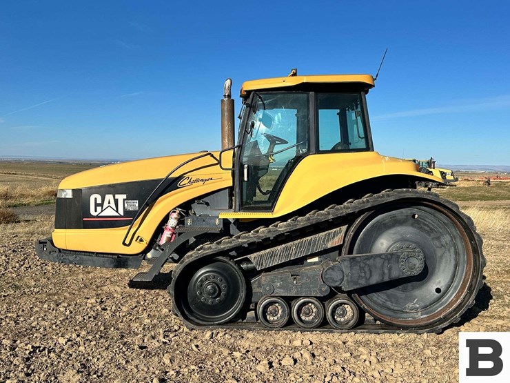 cat-challenger-55-tractor-image-4