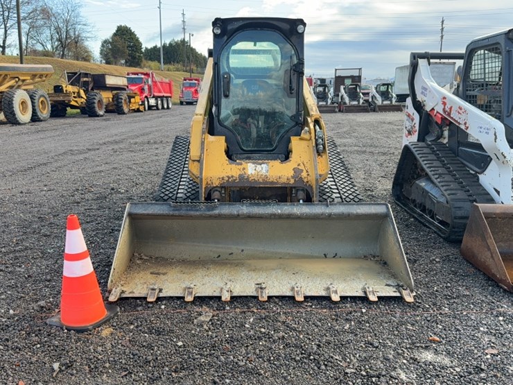 caterpillar-299d2-image-2