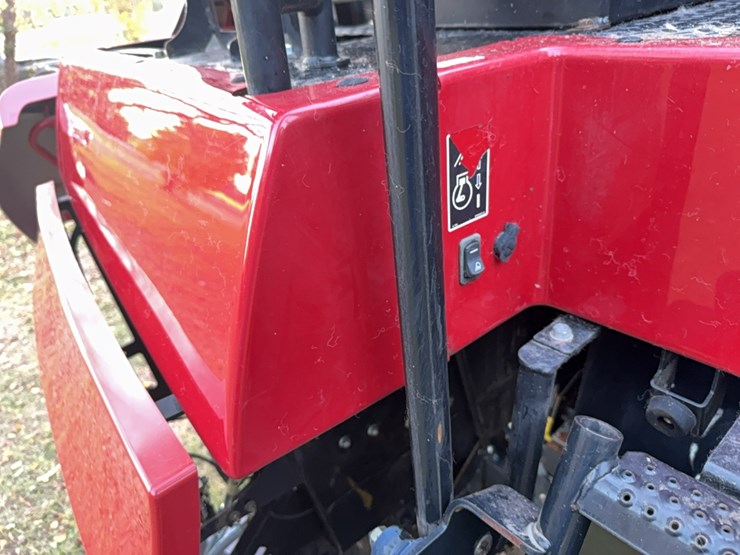 2018-case-ih-8240-image-106