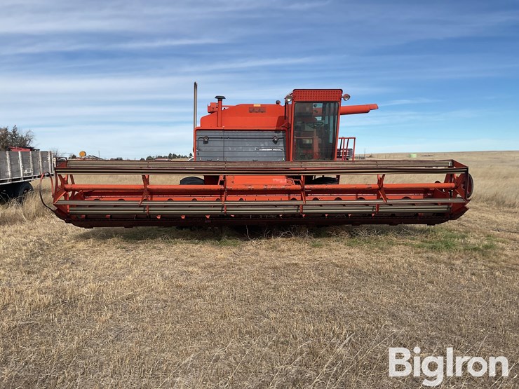 1973-massey-ferguson-760-image-2