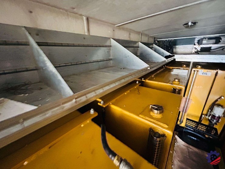 2007-peterbilt-340-image-128