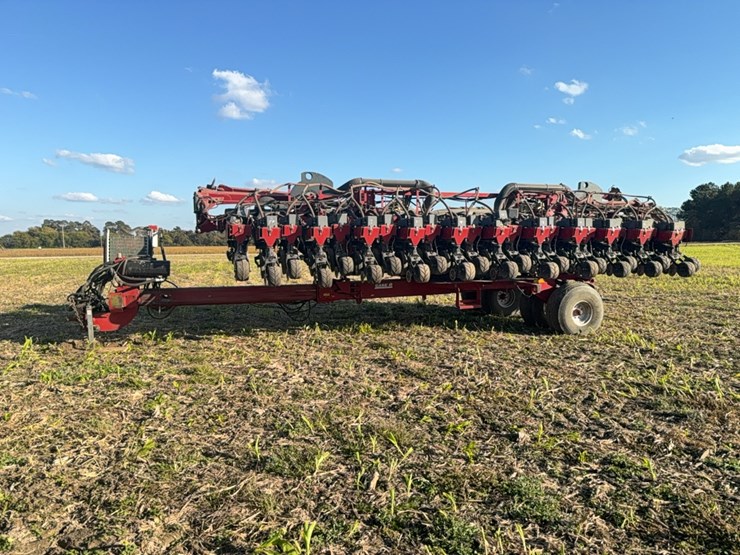 case-ih-1200-image-2