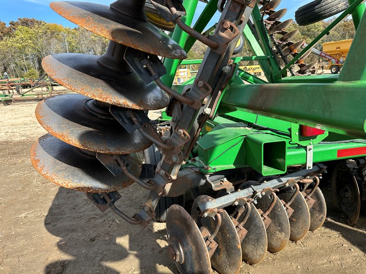 john-deere-2623-image-24
