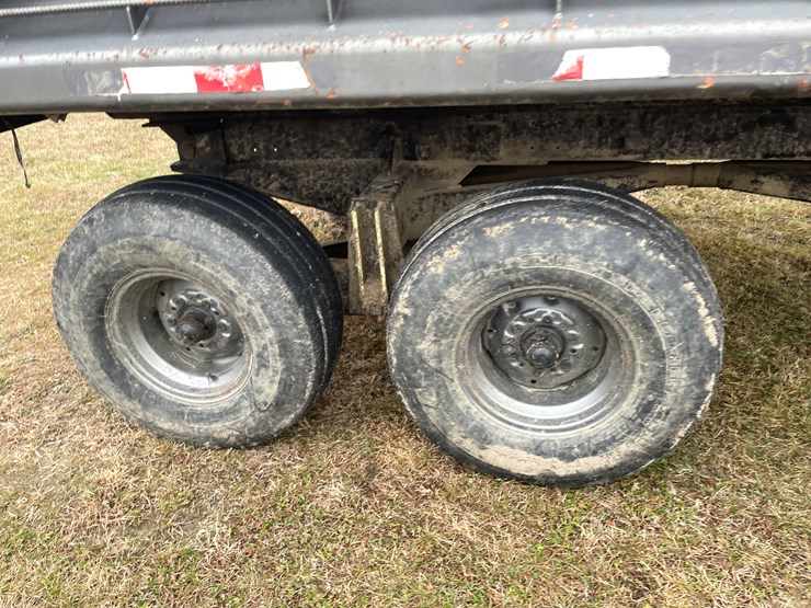 heil-trailer-image-7