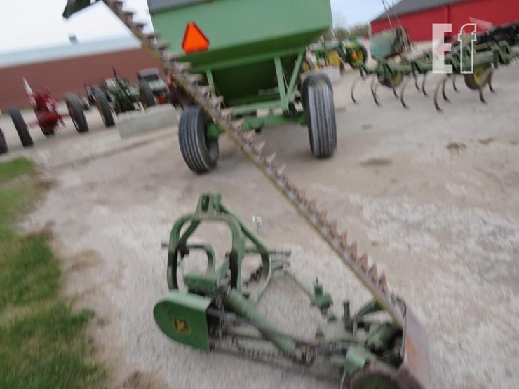 john-deere-350-image-3