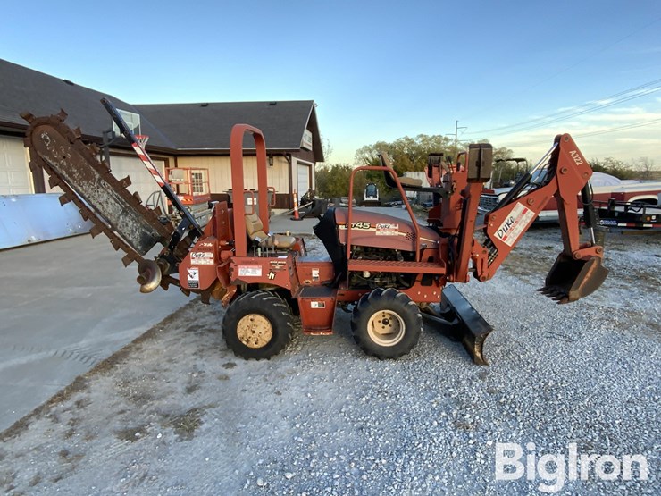 2010-ditch-witch-rt45-image-4