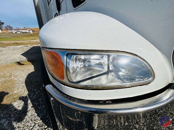 2007-peterbilt-340-image-79