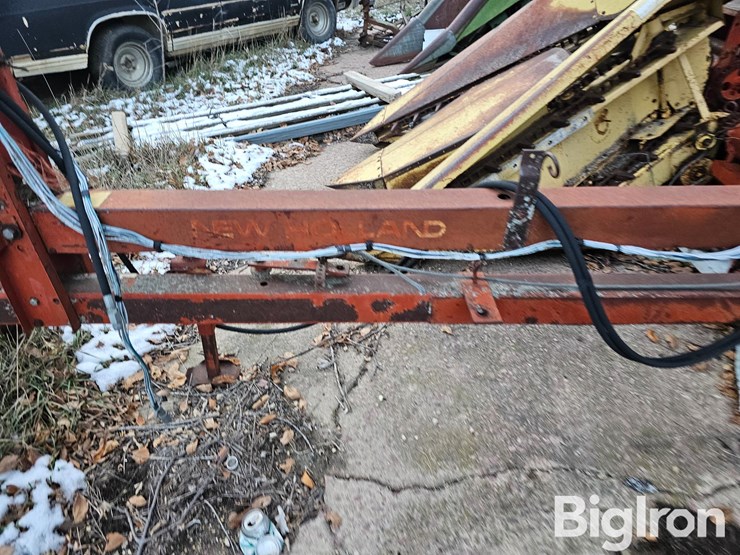 new-holland-770-image-11