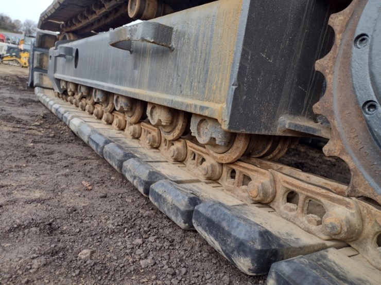 komatsu-pc128uu-2-image-29