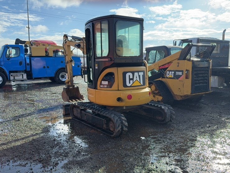 caterpillar-303-image-9